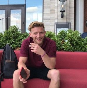 Meet your Posher, Charles